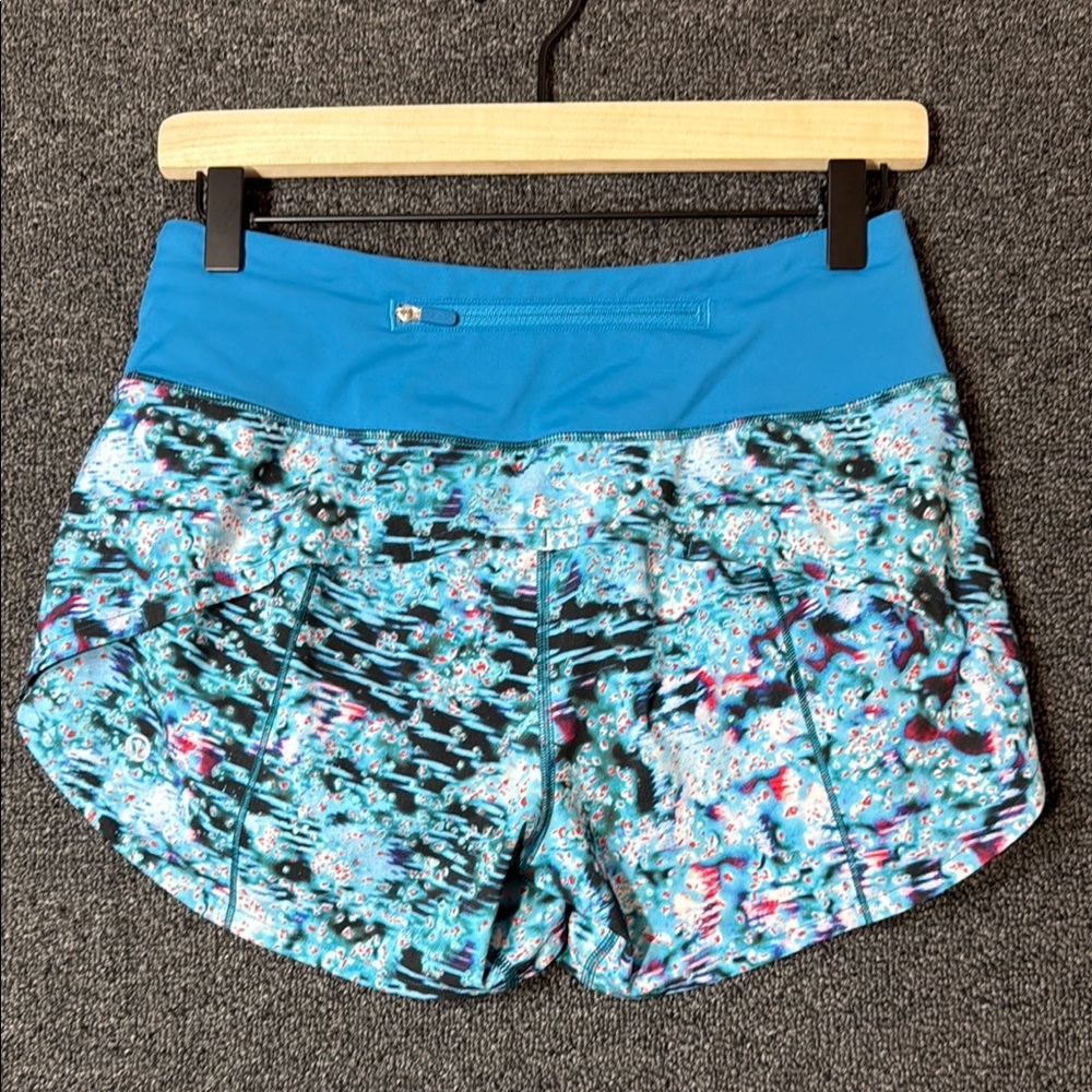 Lululemon Athletica Women's Blue Patterned Shorts, Size 4Tall - Picture 5 of 7